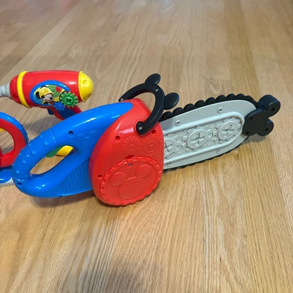Disney Mickey Mouse Clubhouse Gear Go ‘N Chainsaw Saw Screwdriver Rare Set